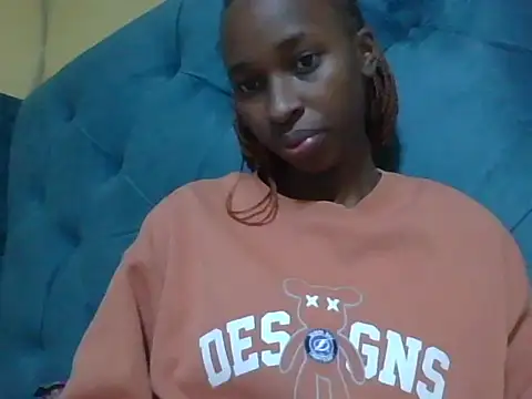 Snapshot of Lovey_doveyy chatting on 06-24-26, 07:22 Lovey doveyy online show from 06-24-26, 07:22