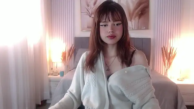 Evelynn fox  online show from 06-20-26, 07:19
