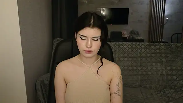 Snapshot of SolanaFlipper chatting on 06-15-26, 09:14 SolanaFlipper online show from 06-15-26, 09:14
