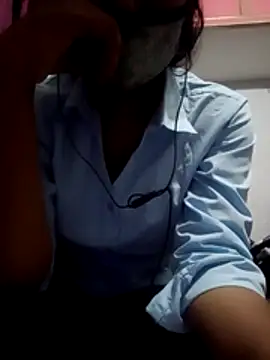 Virgin girl 001 online show from 06-10-26, 05:19