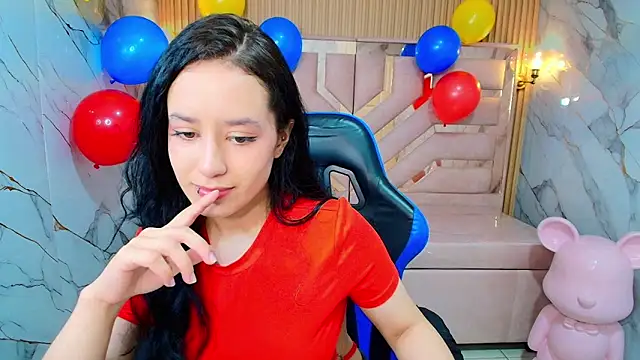 Aleja r  online show from 06-28-26, 12:22