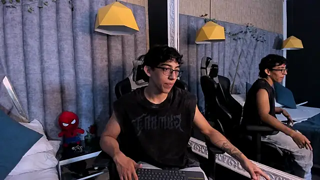 JuliaanRoss online show from 07-29-26, 08:30