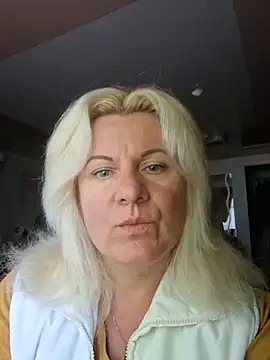 VikaRaine555 online show from 06-10-26, 01:56