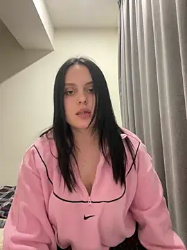 KiraLove777 online show from 06-09-26, 11:28