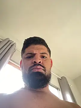 mineirinho3120 online show from 06-15-26, 12:05