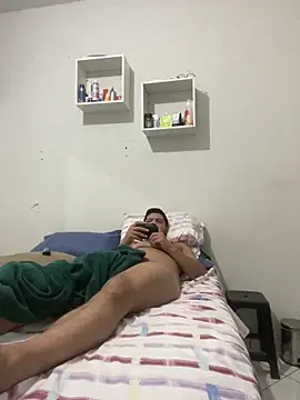 mineirinho3120 online show from 06-20-26, 08:47