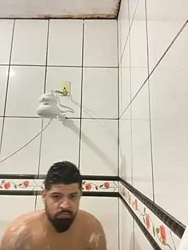mineirinho3120 online show from 06-18-26, 12:09
