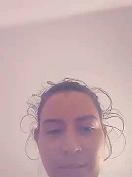 melzinhasafadinha26 online show from 06-11-26, 12:24