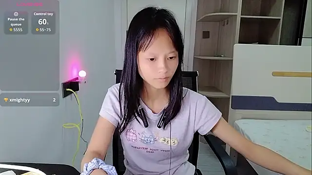 xiaoyu-22 online show from 06-10-26, 08:15