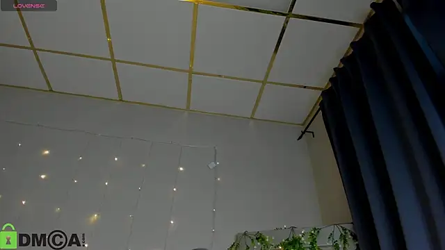 Velvet Kisss online show from 06-12-26, 01:03