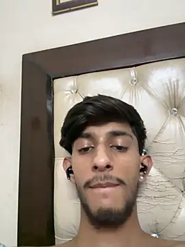 ronnnnn718 online show from 06-16-26, 07:25