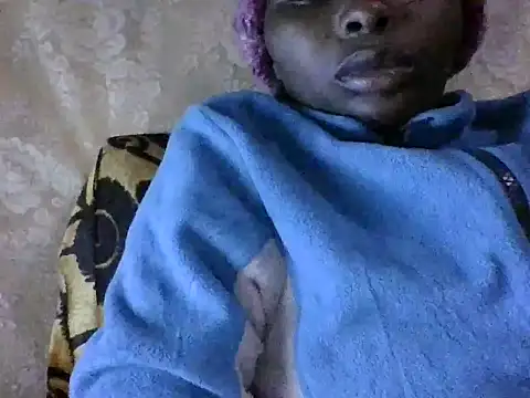 lucyswee online show from 07-25-26, 06:03