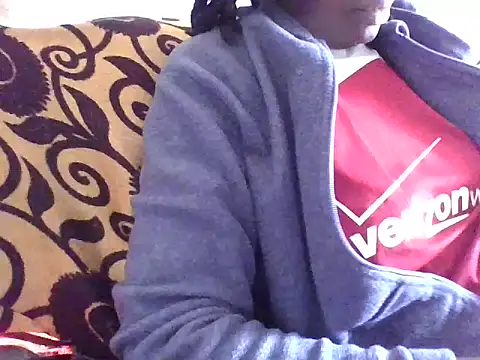 lucyswee online show from 07-20-26, 07:49