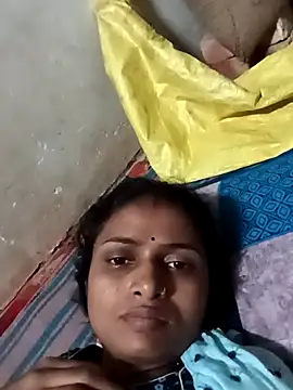 Snapshot of Smritiii chatting on 07-01-26, 07:20 Smritiii online show from 07-01-26, 07:20