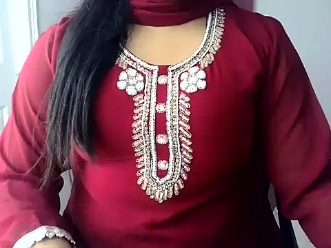 Snapshot of Rani_016 chatting on 06-12-26, 04:16 Rani 016 online show from 06-12-26, 04:16
