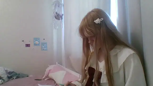 DinaKolter online show from 06-17-26, 11:53