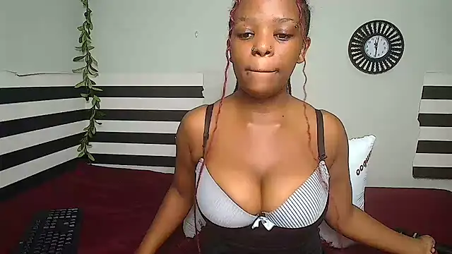 FreakyNubian online show from 07-08-26, 05:02