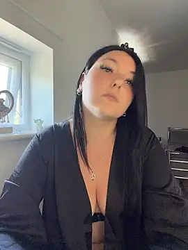 LeahAnnX online show from 07-14-26, 10:21