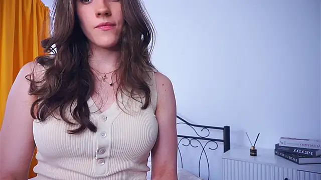 FlorenceClap online show from 06-15-26, 08:03
