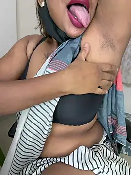 Snapshot of I_am_amisha chatting on 07-09-26, 12:22 I am amisha online show from 07-09-26, 12:22