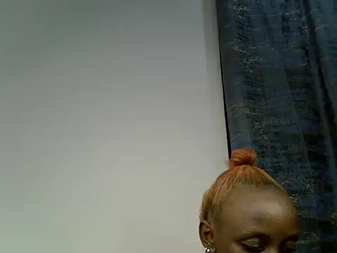 Snapshot of Night_nurse_1 chatting on 06-29-26, 11:04 Night nurse 1 online show from 06-29-26, 11:04