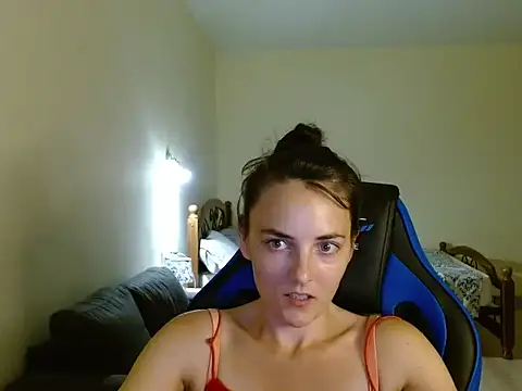 OliviaTheS online show from 06-27-26, 08:04