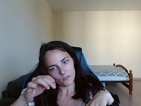 OliviaTheS online show from 06-18-26, 03:17