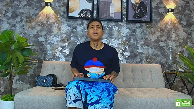 Alejandro and Deiby online show from 06-18-26, 10:42
