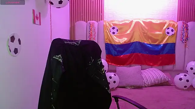 Sofii tk online show from 06-19-26, 03:34
