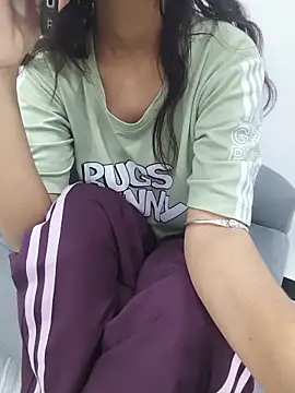 raina 143- online show from 06-19-26, 03:29