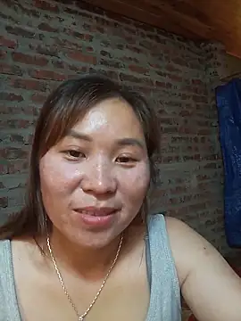 Snapshot of Chery99X chatting on 06-18-26, 04:00 Chery99X online show from 06-18-26, 04:00