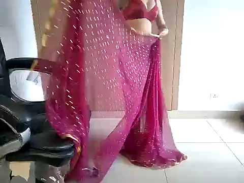 Sexynaina3 online show from 06-30-26, 06:13