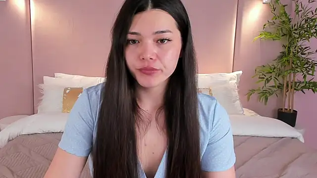 MaddieMeyer online show from 07-25-26, 03:36