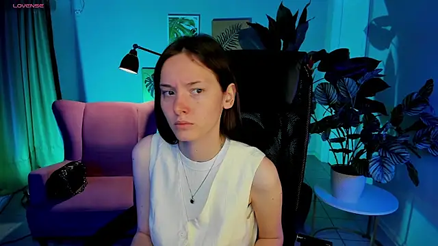 Eva Leeee online show from 06-21-26, 05:13