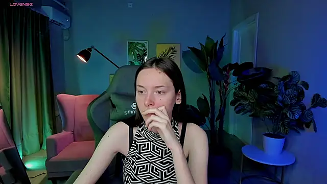 Eva Leeee online show from 07-03-26, 05:25