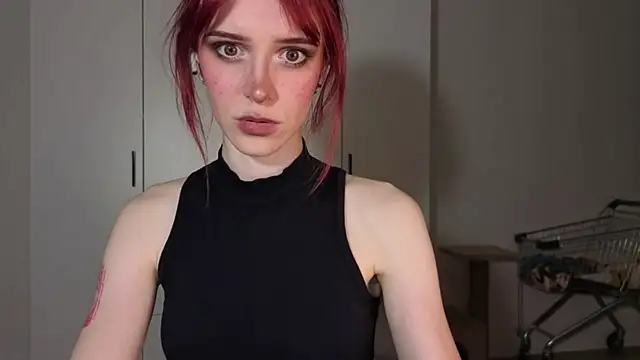 Snapshot of KayleneWesterberg chatting on 07-24-26, 03:19 KayleneWesterberg online show from 07-24-26, 03:19