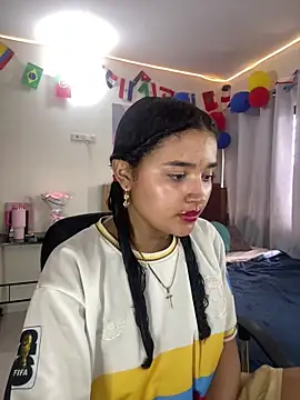 maryale01 online show from 06-18-26, 07:41