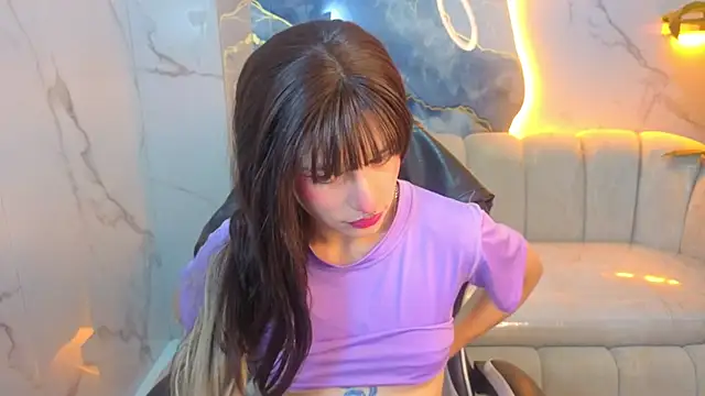 Snapshot of Lily_Tx chatting on 07-13-26, 12:37 Lily Tx online show from 07-13-26, 12:37