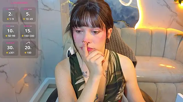 Snapshot of Lily_Tx chatting on 07-18-26, 12:47 Lily Tx online show from 07-18-26, 12:47