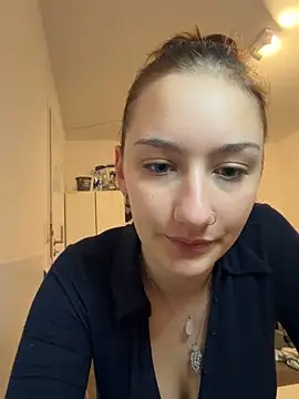 Violet Velvet online show from 06-14-26, 08:32