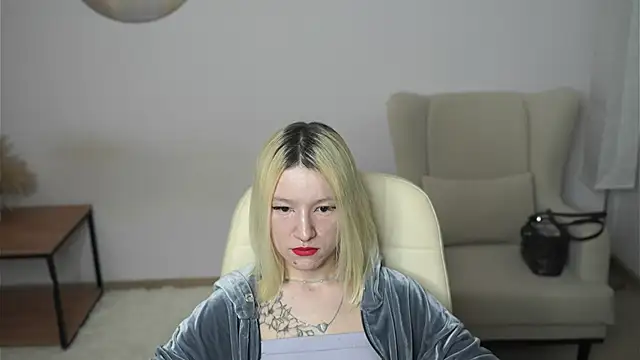 RobynMaryott online show from 06-16-26, 09:42