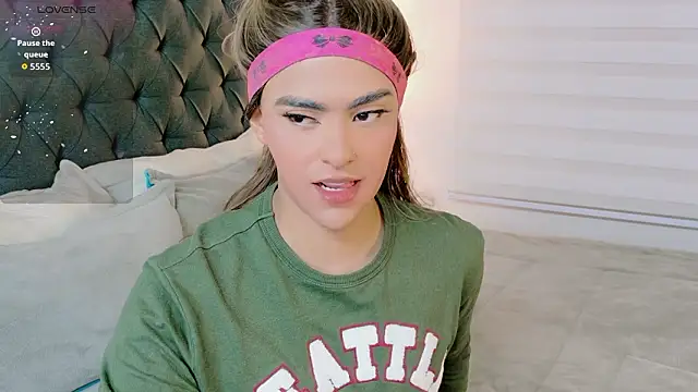 Scarlethvhonparker online show from 02-08-26, 07:55