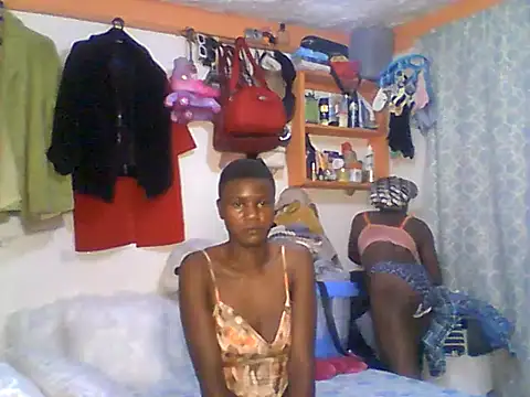 Ladysweetness23 online show from 06-25-26, 01:14