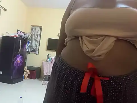 TamilRosy10 online show from 06-12-26, 03:43