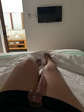 NiaBeurette online show from 06-11-26, 07:22