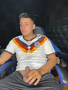 Dann 007 online show from 07-01-26, 03:23