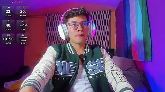 Angelito Twink online show from 06-14-26, 12:40