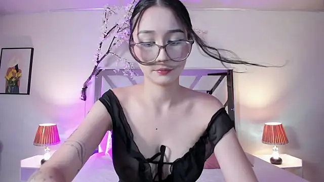 Snapshot of Miss_Belu chatting on 08-01-26, 02:31 Miss Belu online show from 08-01-26, 02:31