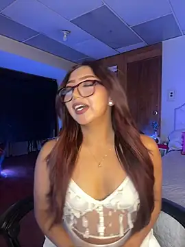 Cattleya Love online show from 07-18-26, 02:09