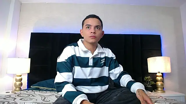 DylanParker  online show from 06-19-26, 04:40